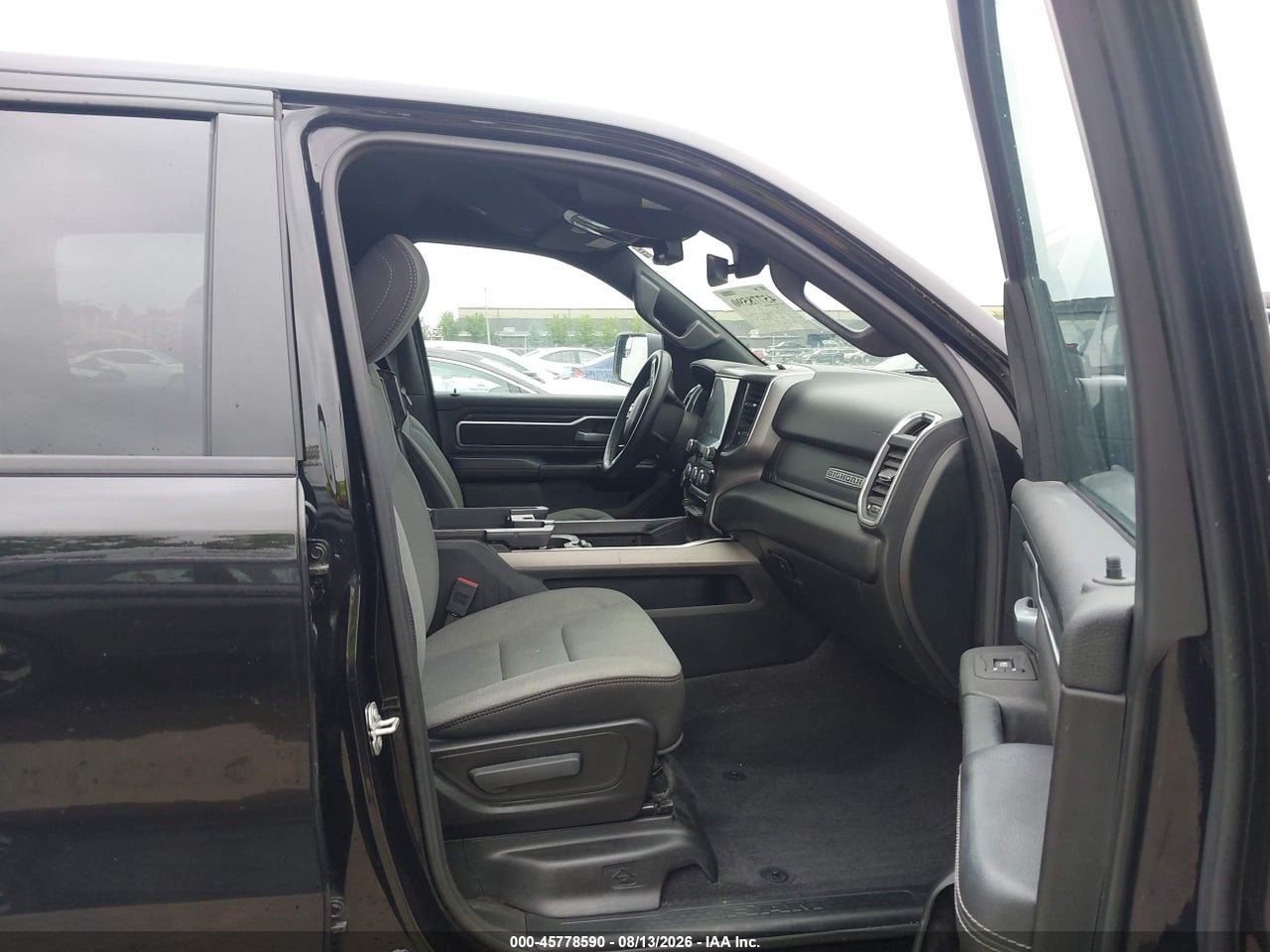 2025 RAM 1500 BIG HORN  4X4 5'7 BOX · 5/11