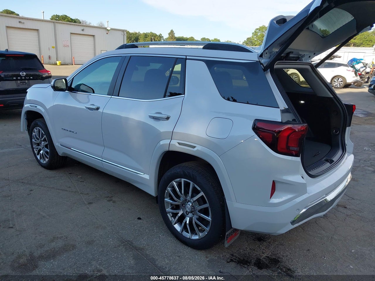 2026 GMC TERRAIN AWD DENALI · 3/11
