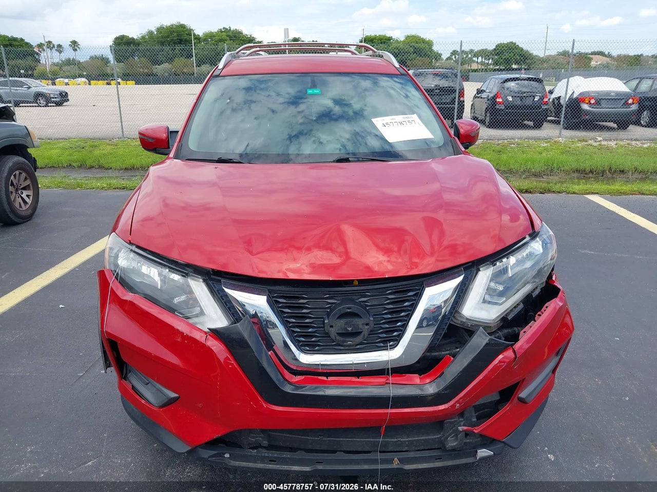 2017 NISSAN ROGUE SV · 6/11