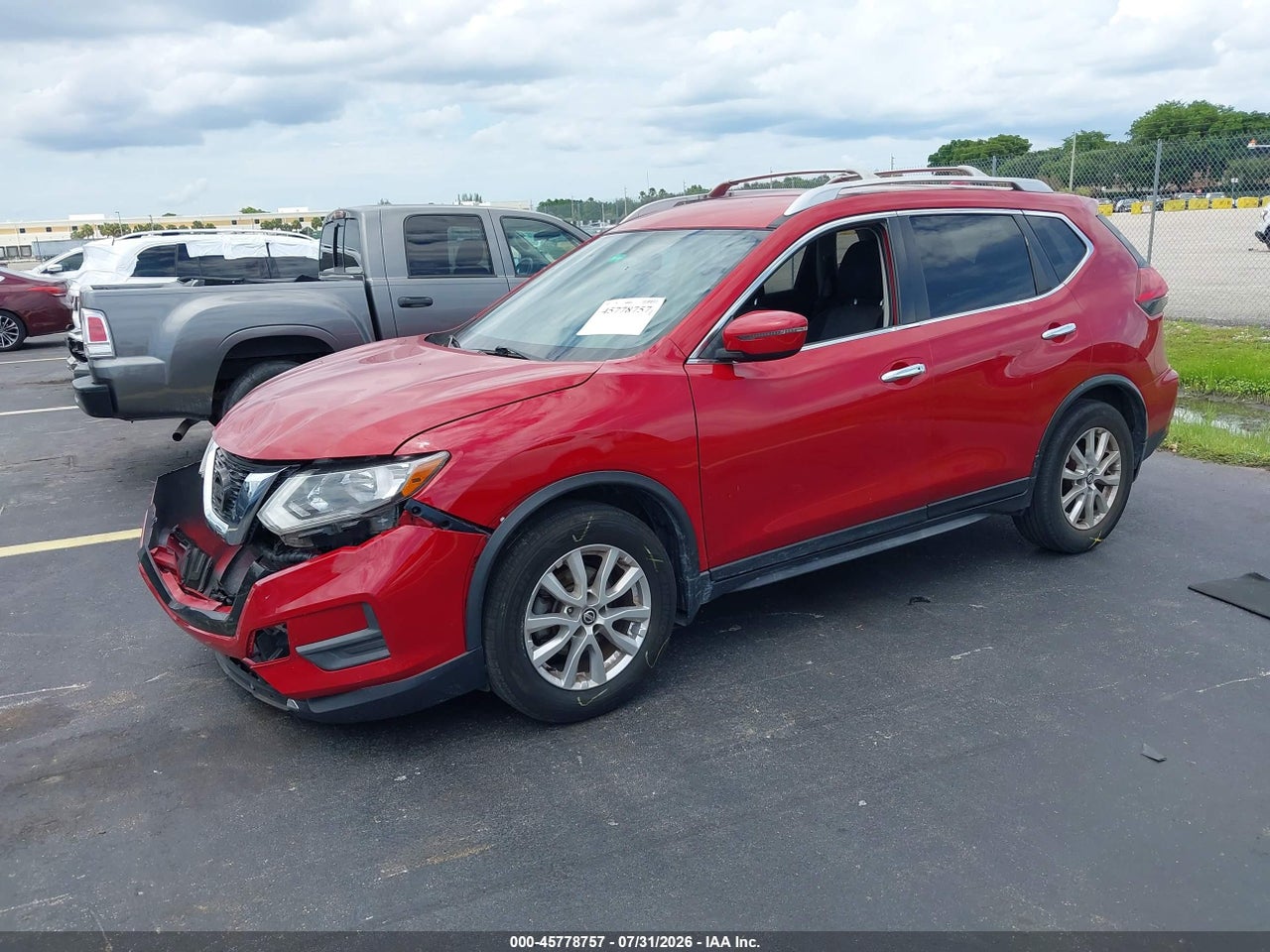 2017 NISSAN ROGUE SV · 2/11