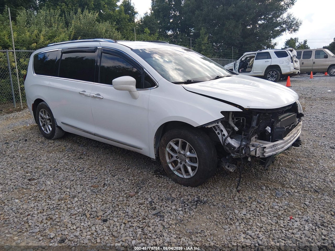 2C4RC1BG2LR****** · 2020 CHRYSLER PACIFICA TOURING L