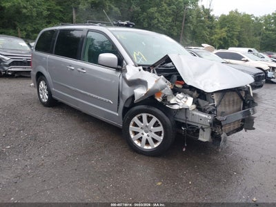 2014 CHRYSLER TOWN &amp; COUNTRY TOURING