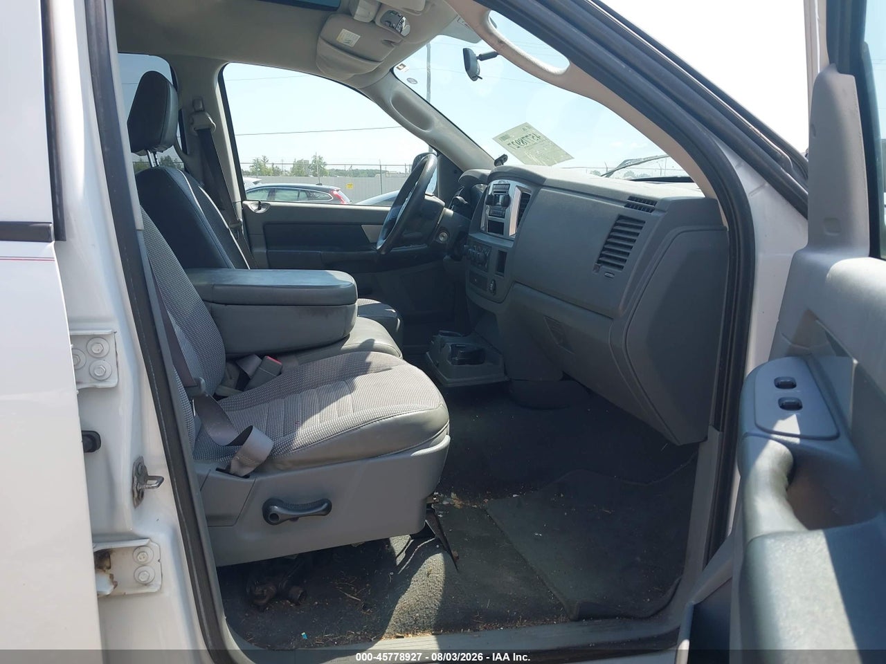 2008 DODGE RAM 1500 SLT · 5/11