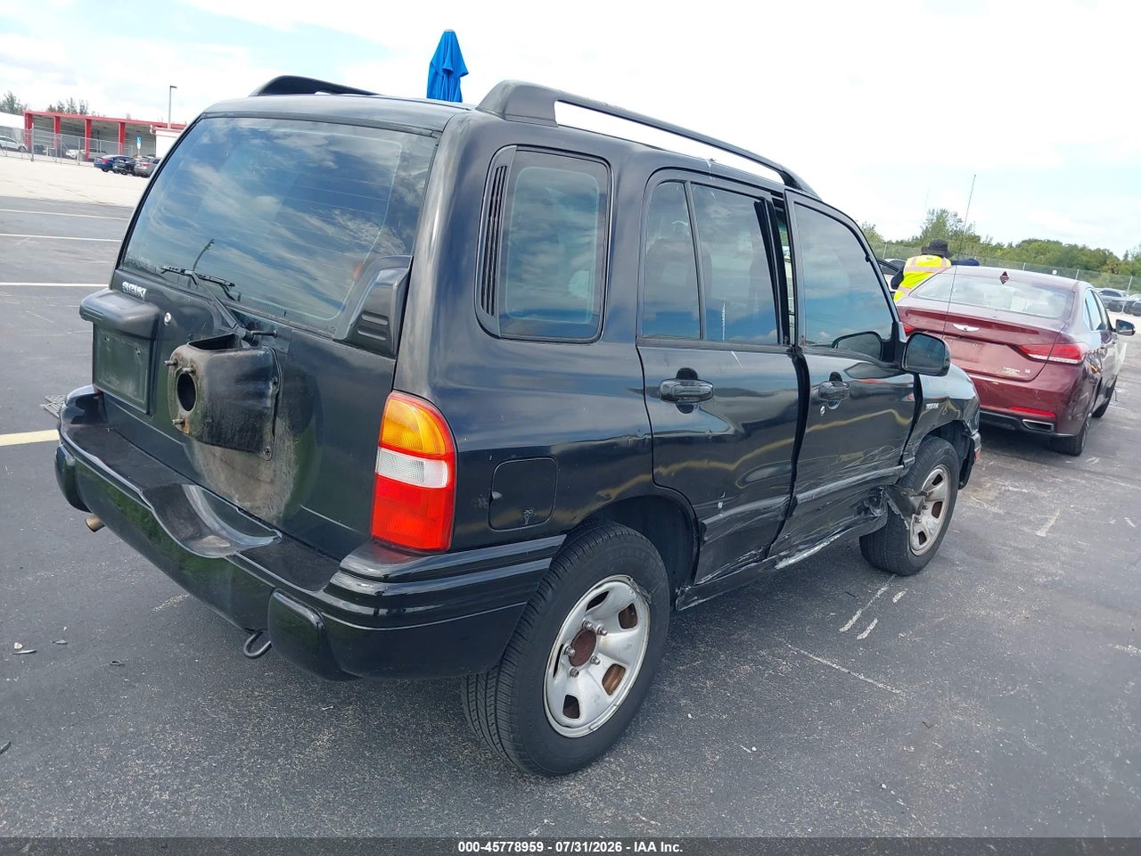 2002 SUZUKI VITARA JLS · 4/11