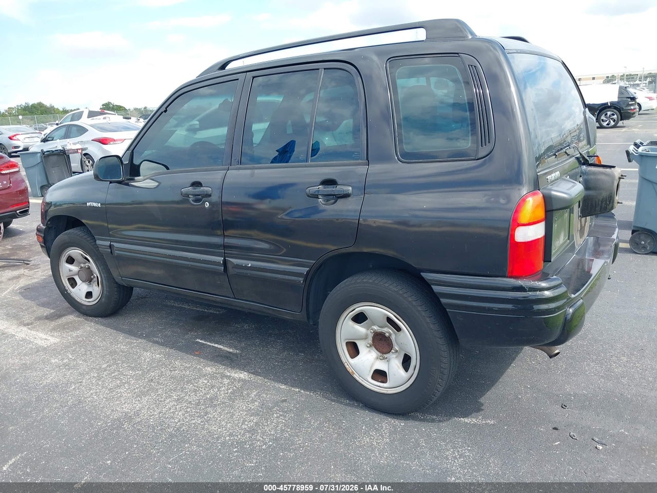 2002 SUZUKI VITARA JLS · 3/11
