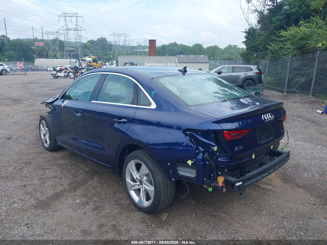 2024 AUDI A3 PREMIUM PLUS 40 TFSI QUATTRO S TRONIC · 3/10