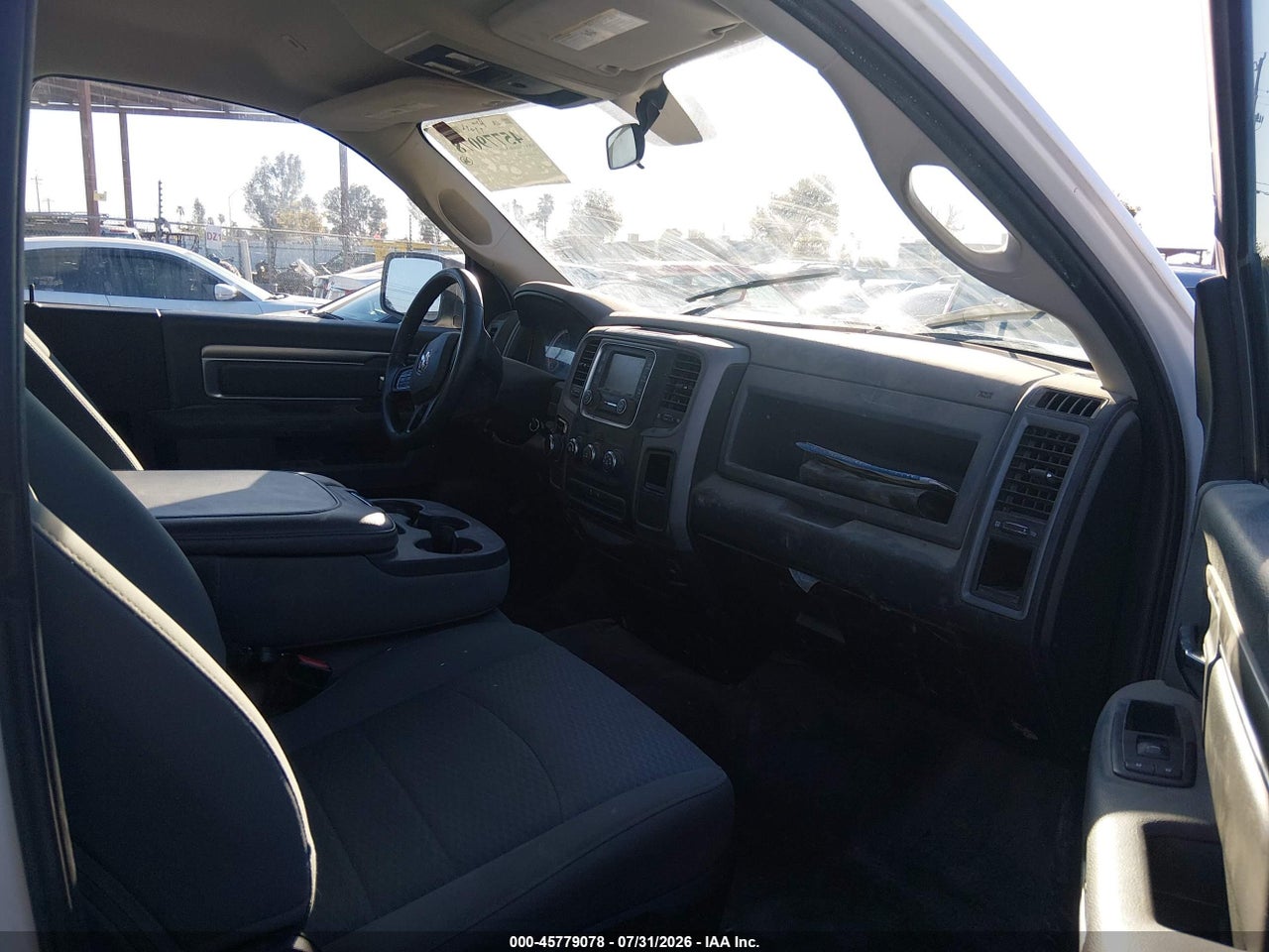 2018 RAM 1500   · 5/11