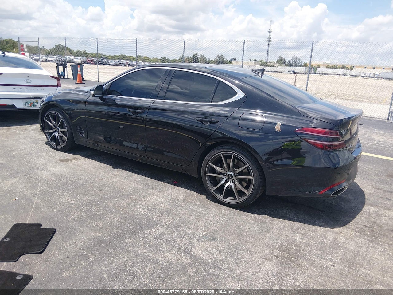 2026 GENESIS G70 2.5T RWD PRESTIGE · 3/11