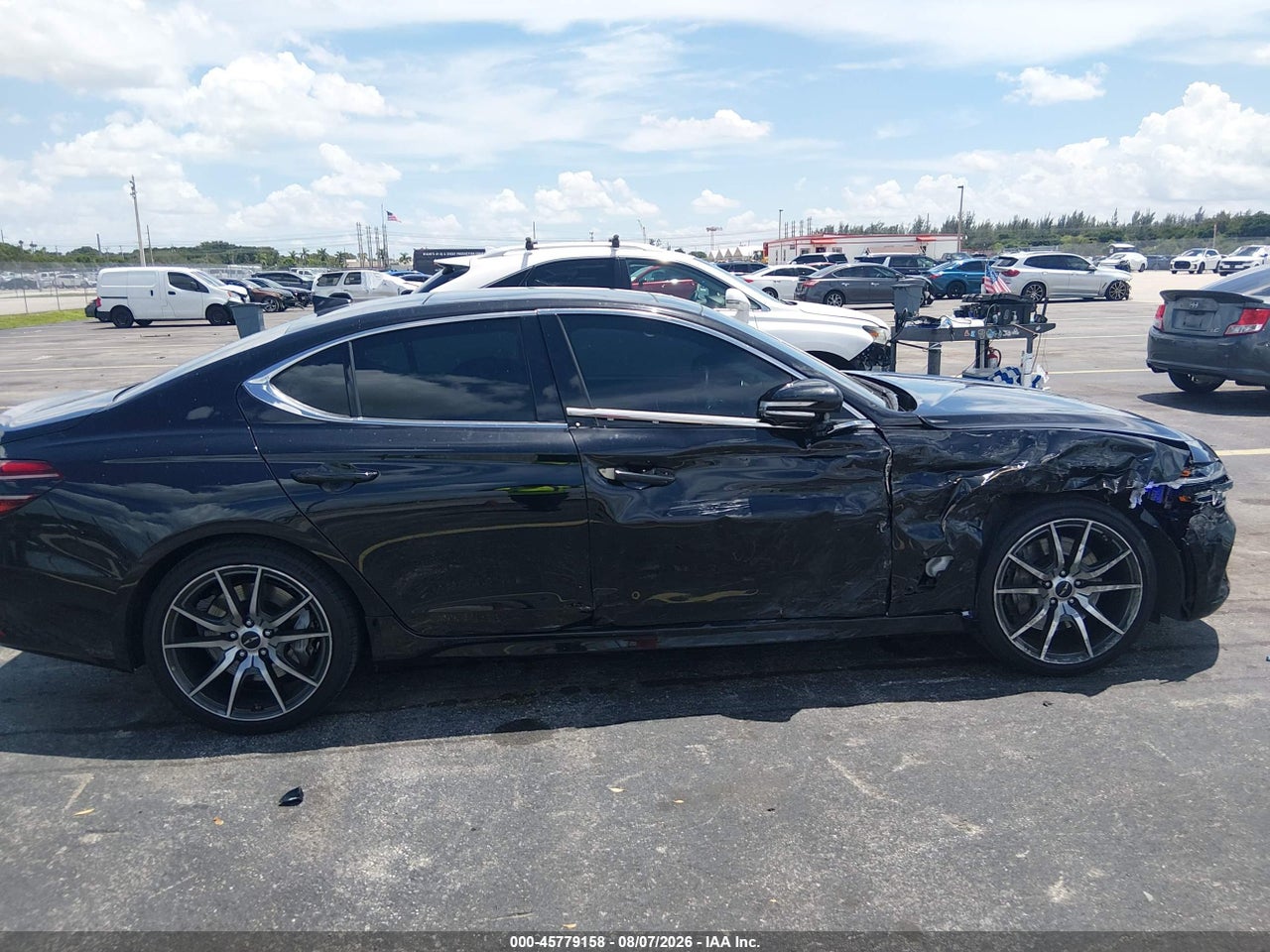2026 GENESIS G70 2.5T RWD PRESTIGE · 6/11
