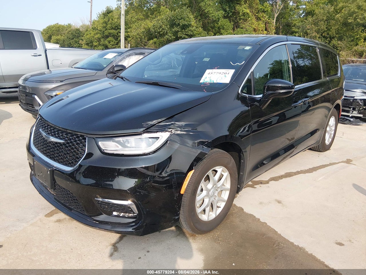 2026 CHRYSLER PACIFICA SELECT · 2/11