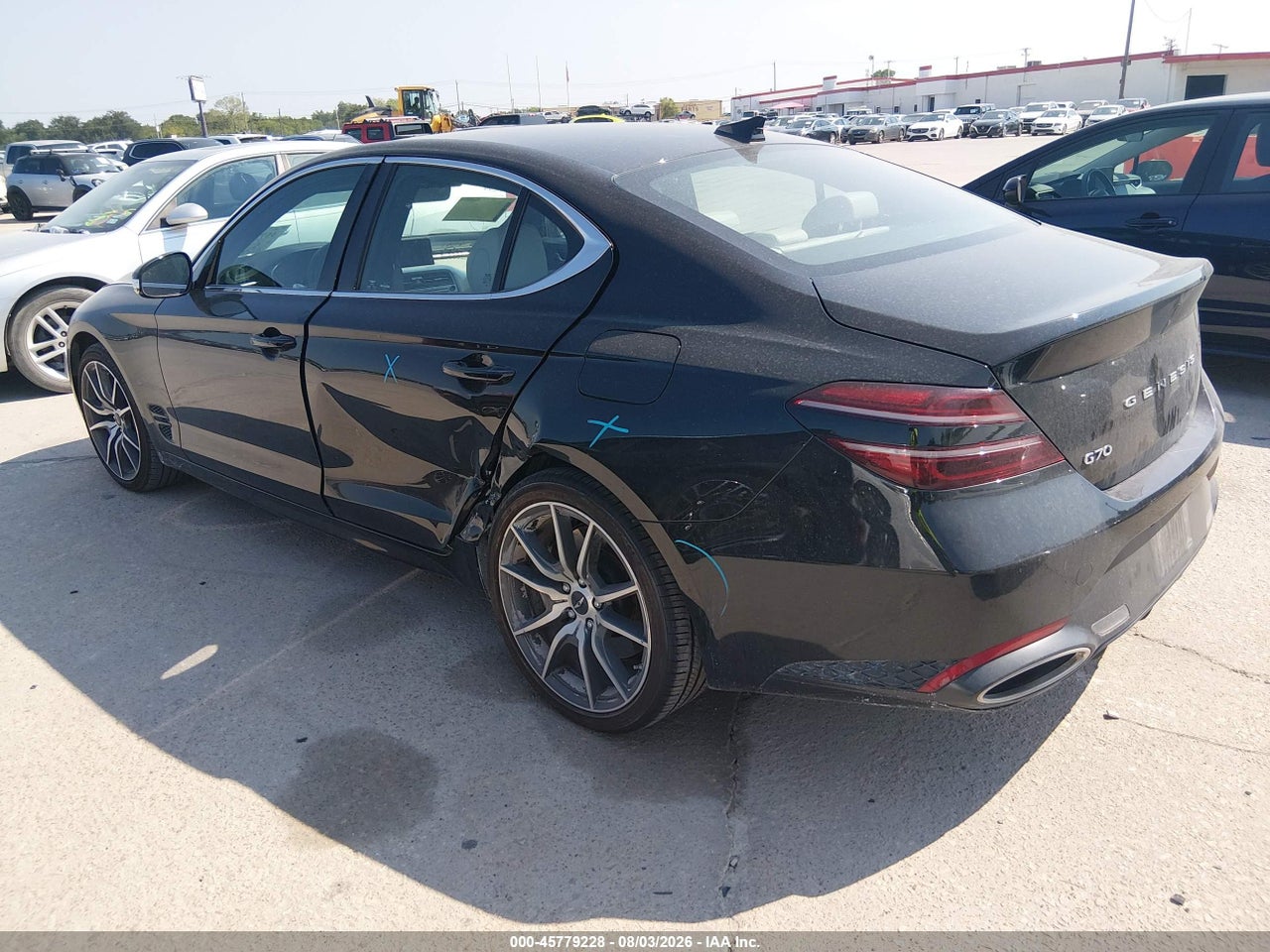 2025 GENESIS G70 2.5T RWD · 3/11
