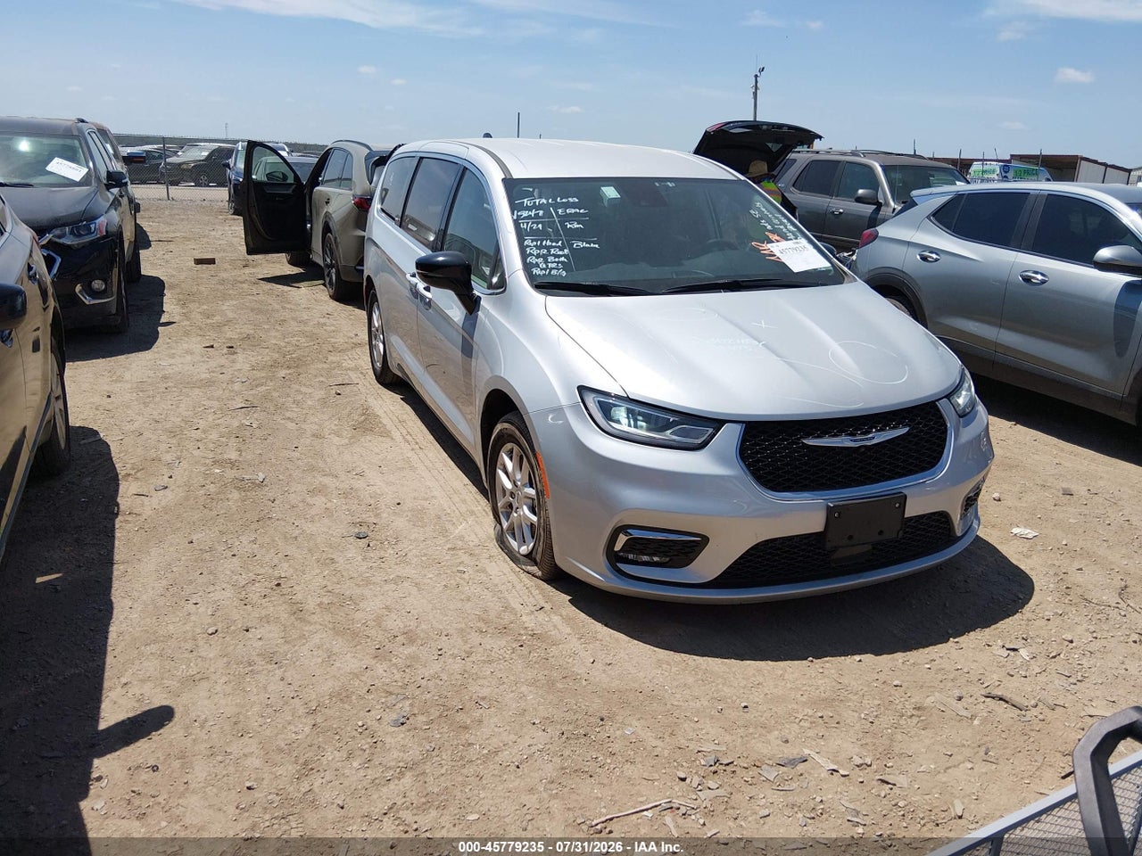 2C4RC1BG3RR****** · 2024 CHRYSLER PACIFICA TOURING L