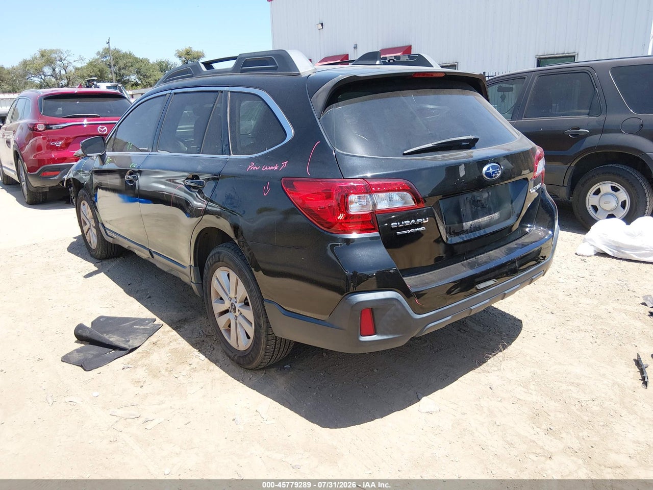 2019 SUBARU OUTBACK 2.5I PREMIUM · 3/11