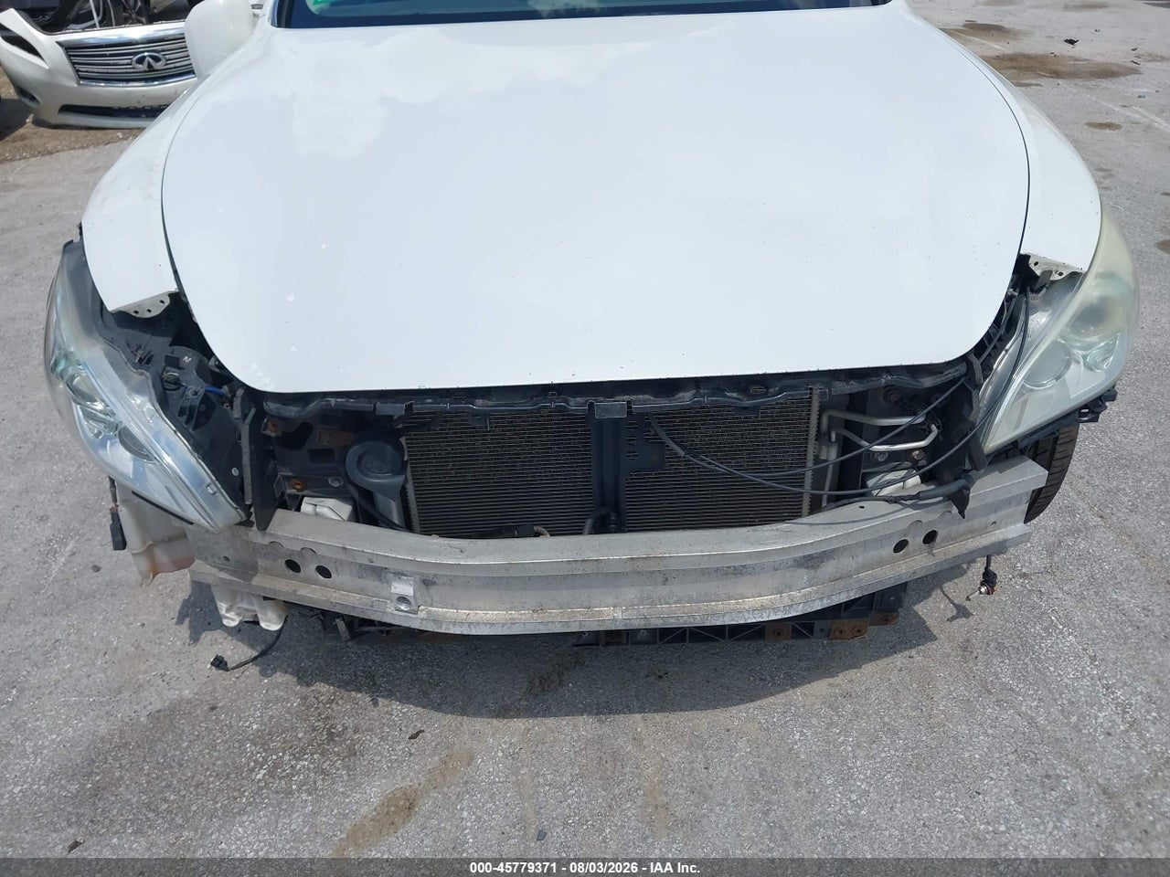2013 INFINITI M37X · 6/11