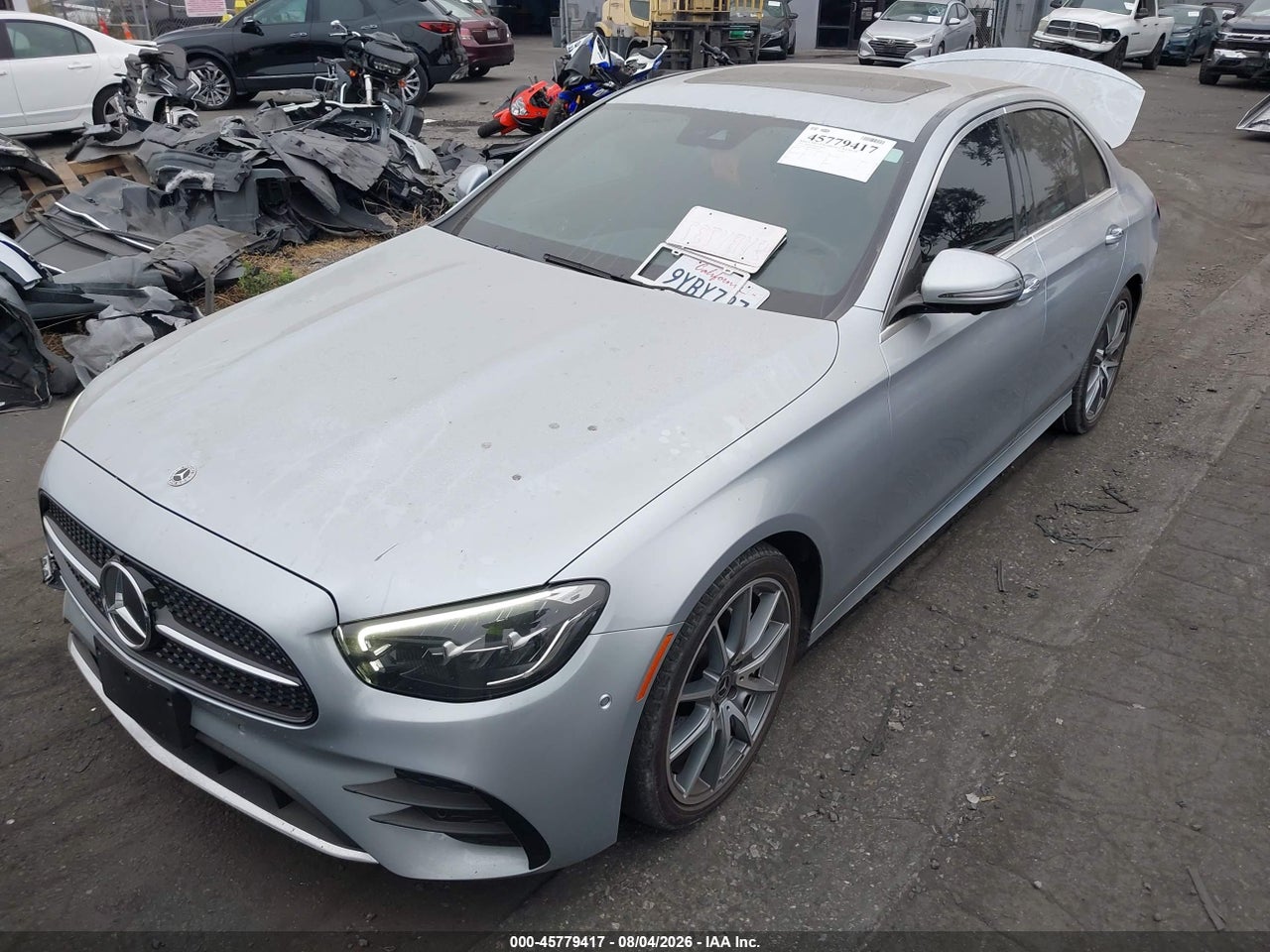 2022 MERCEDES-BENZ E 350 · 2/11