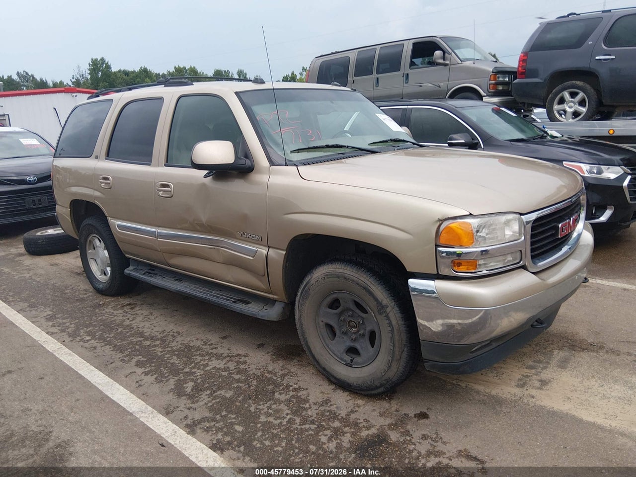 2005 GMC YUKON SLT · 6/11