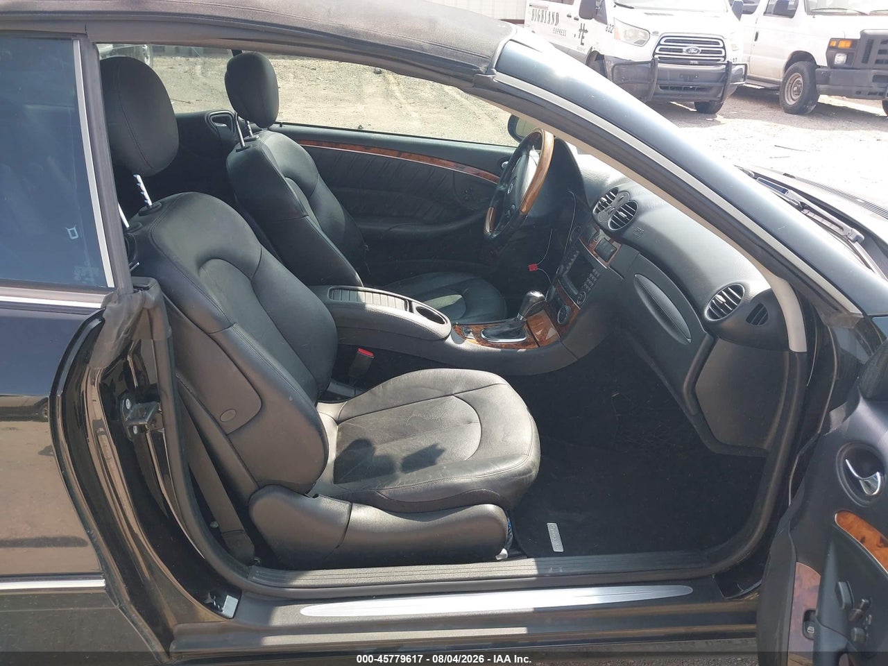 2009 MERCEDES-BENZ CLK 350   · 5/11