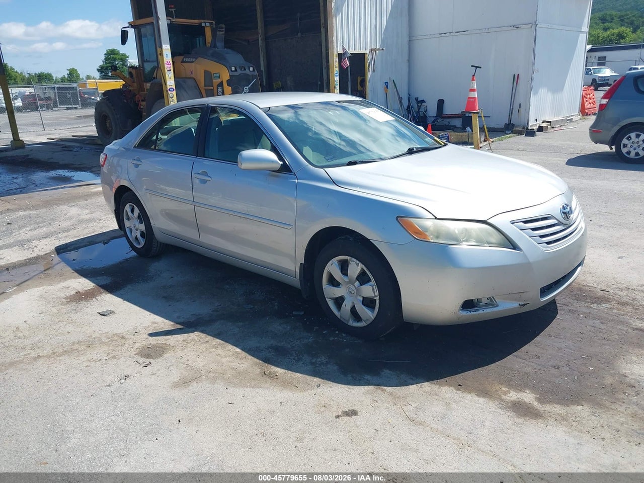 4T4BE46KX9R****** · 2009 TOYOTA CAMRY LE
