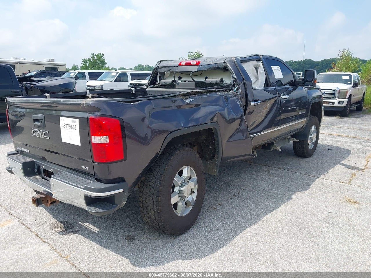 2015 GMC SIERRA 3500HD AVAILABLE WIFI SLT · 4/11
