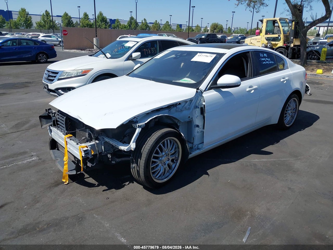 2017 JAGUAR XE 25T · 2/11