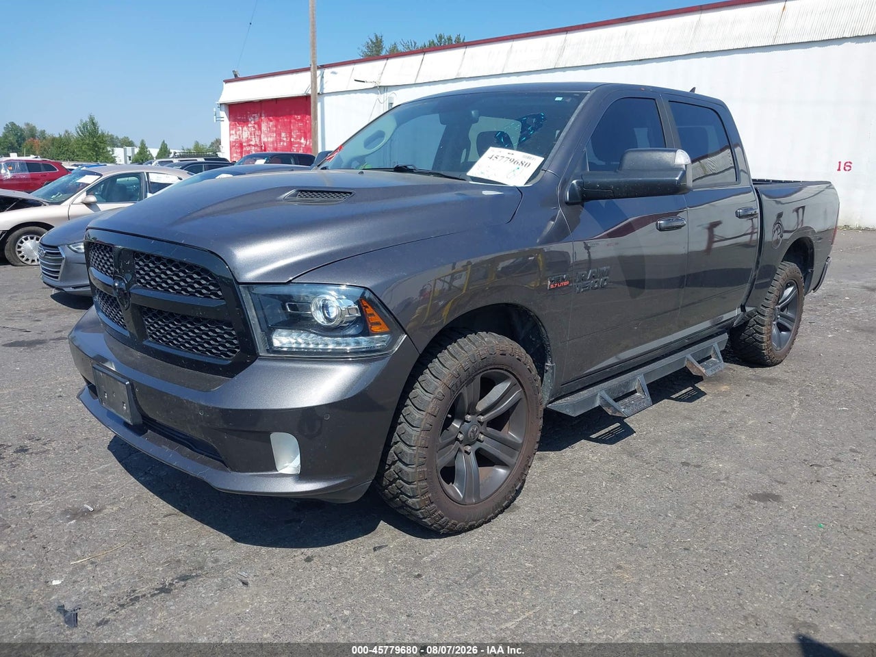 2017 RAM 1500 NIGHT  4X4 5'7 BOX · 2/11