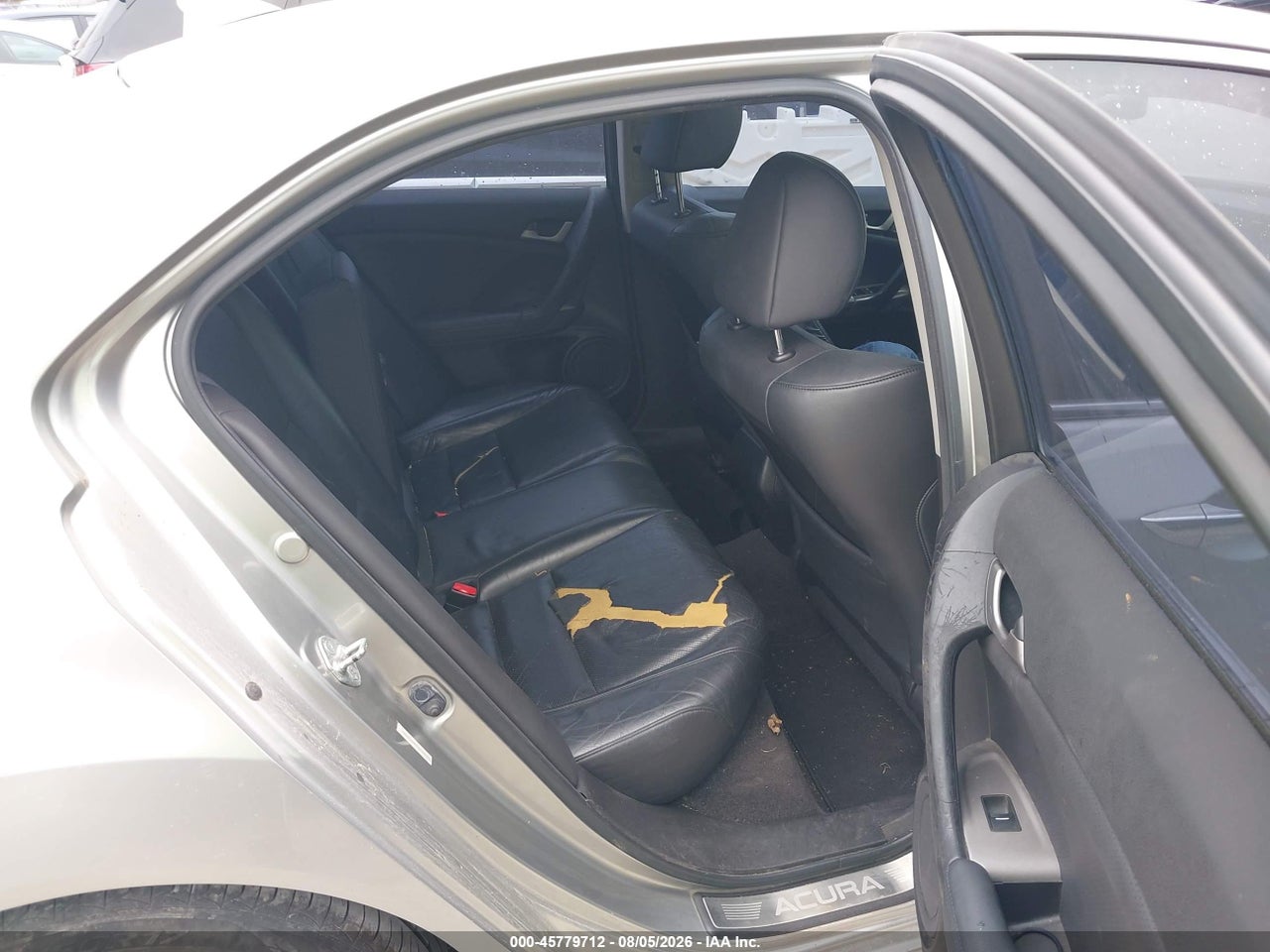 JH4CU2F65AC****** · 2010 ACURA TSX 2.4 · 8/11