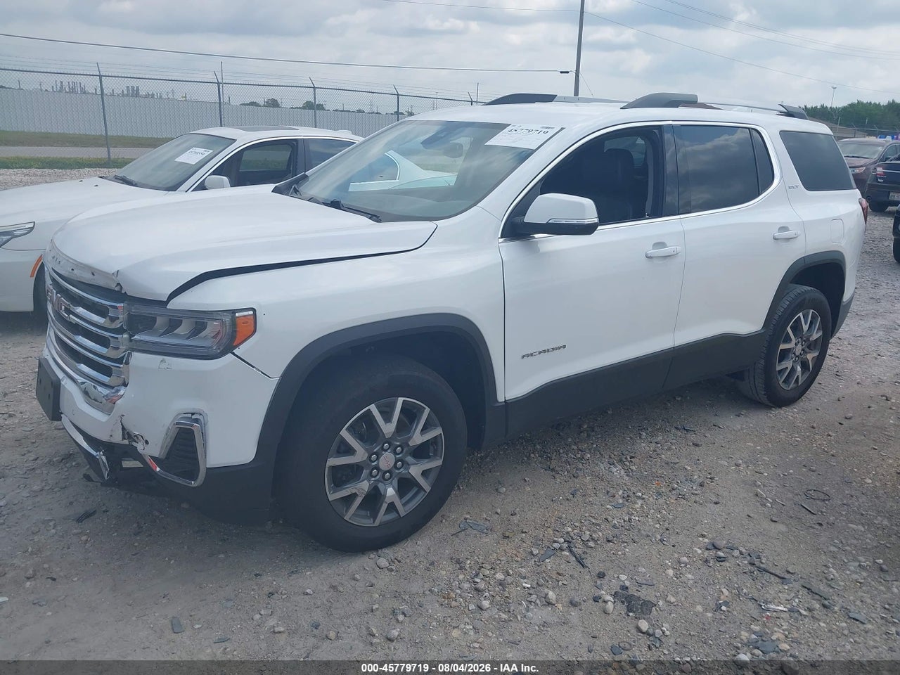 2023 GMC ACADIA FWD SLT · 2/11