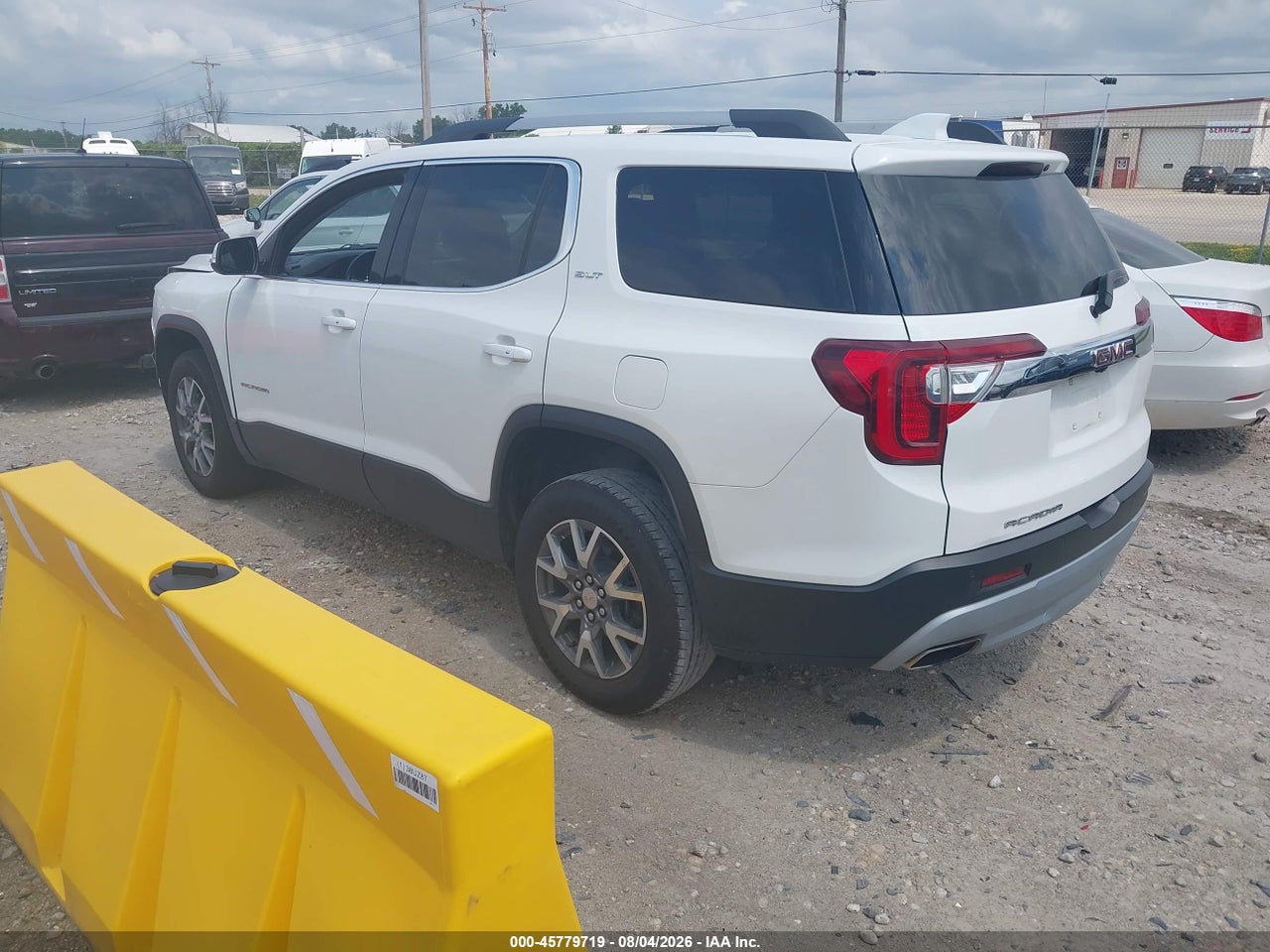 2023 GMC ACADIA FWD SLT · 3/11