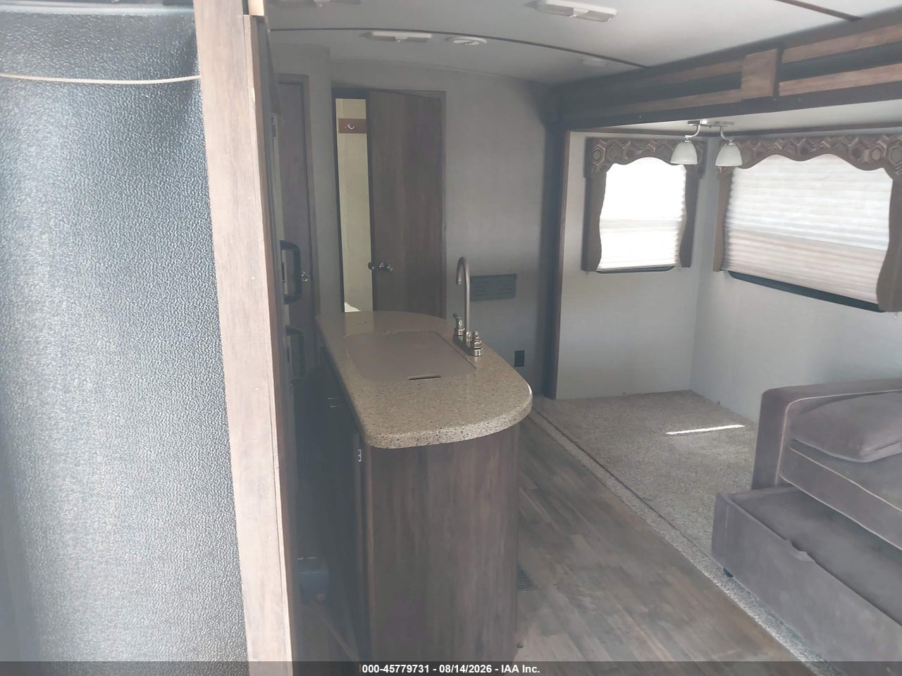 2016 KEYSTONE COUGAR · 5/10