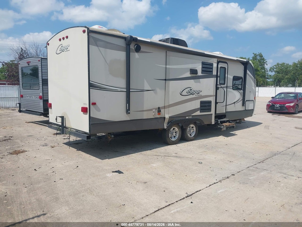 2016 KEYSTONE COUGAR · 4/10