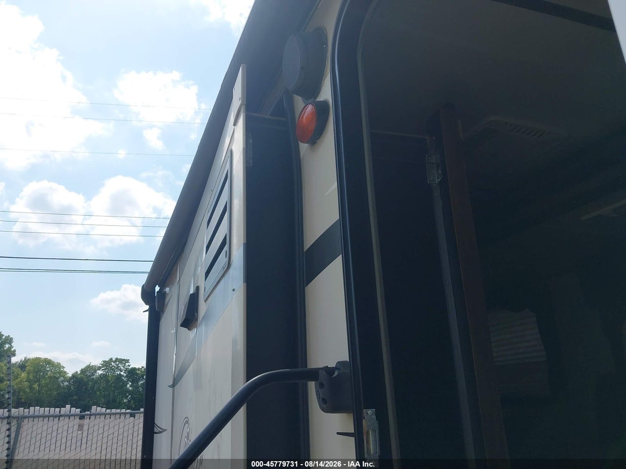 2016 KEYSTONE COUGAR · 6/10
