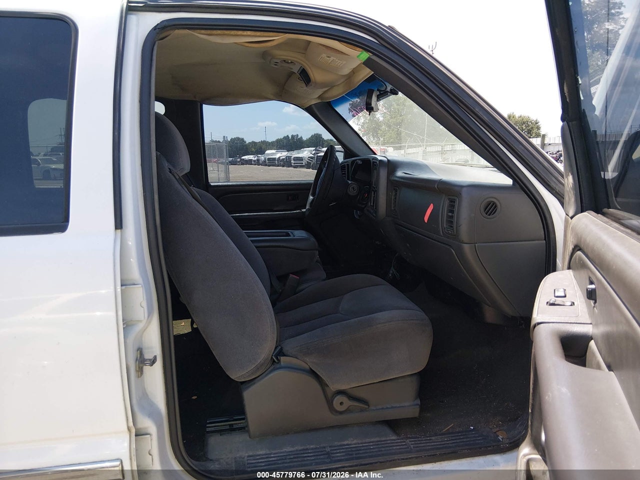 2006 GMC SIERRA 1500 SL · 5/11