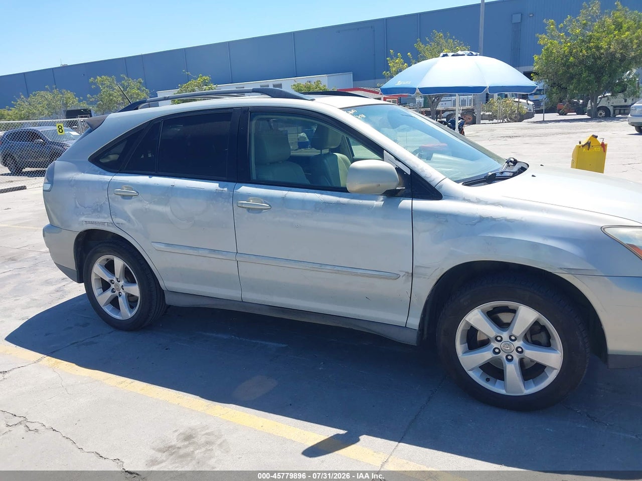 2005 LEXUS RX 330   · 6/11