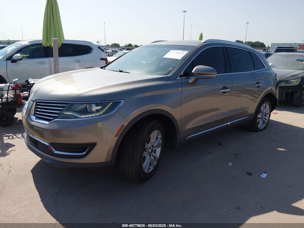 2016 LINCOLN MKX PREMIERE · 2/11