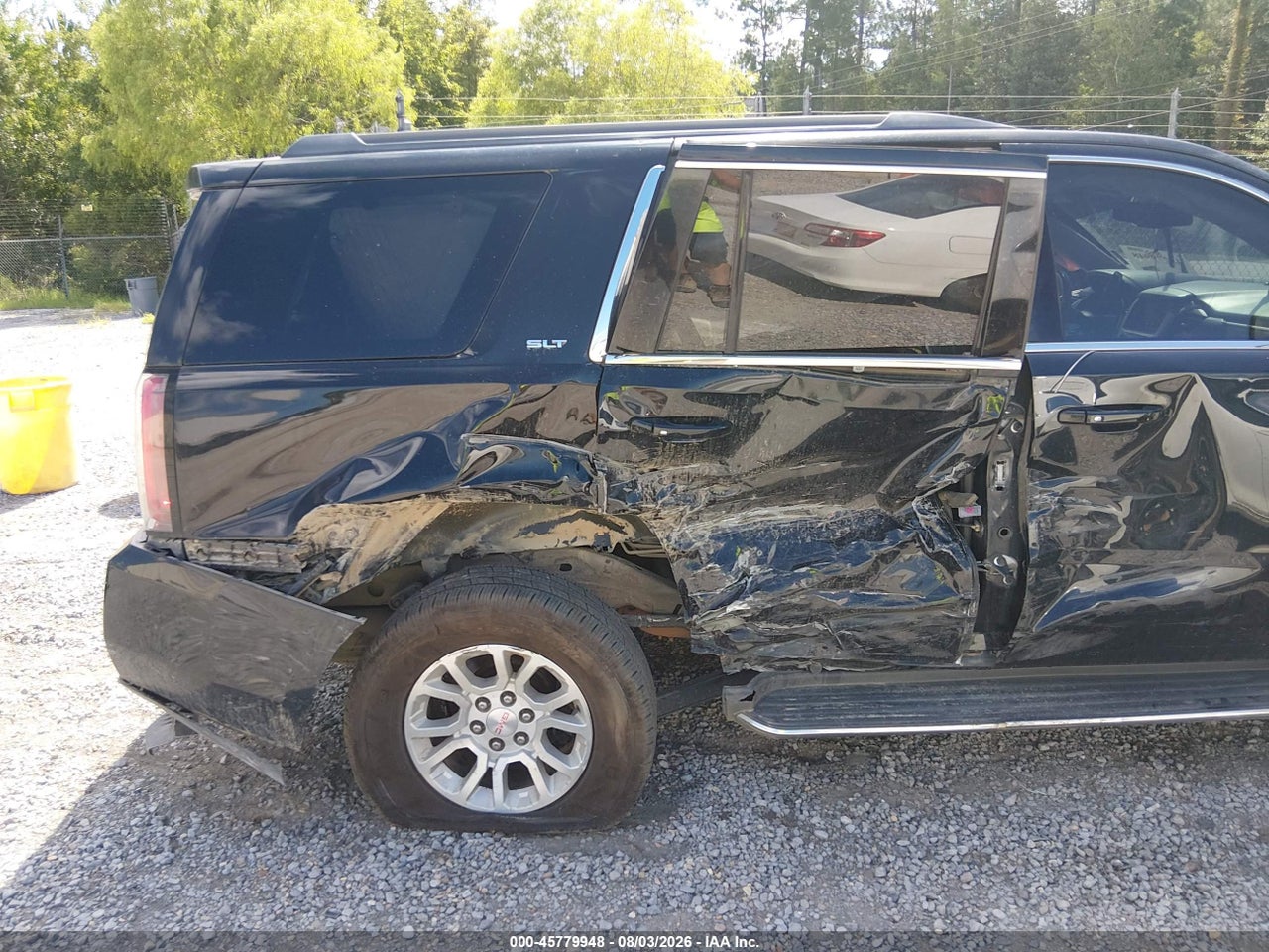 2016 GMC YUKON SLT · 6/11