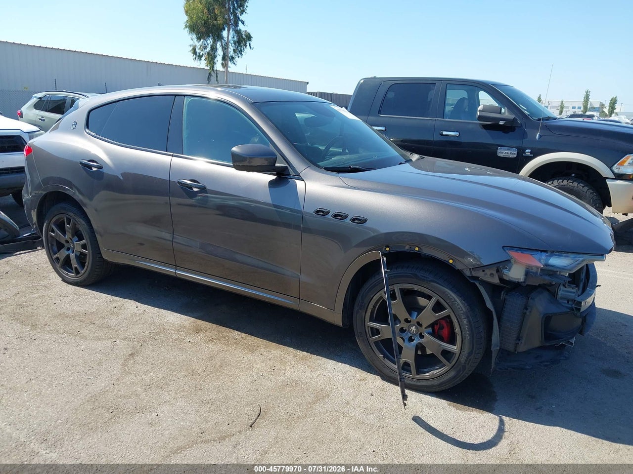 ZN661XUA7JX****** · 2018 MASERATI LEVANTE