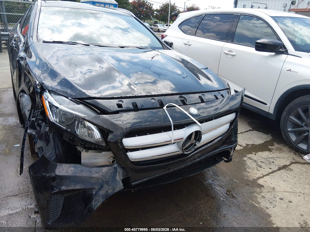 2015 MERCEDES-BENZ GLA 250 4MATIC · 6/11