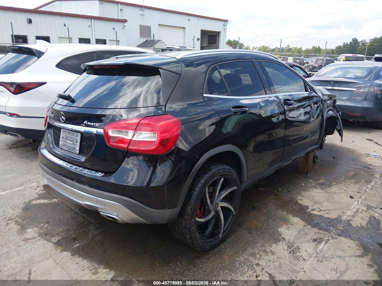 2015 MERCEDES-BENZ GLA 250 4MATIC · 4/11