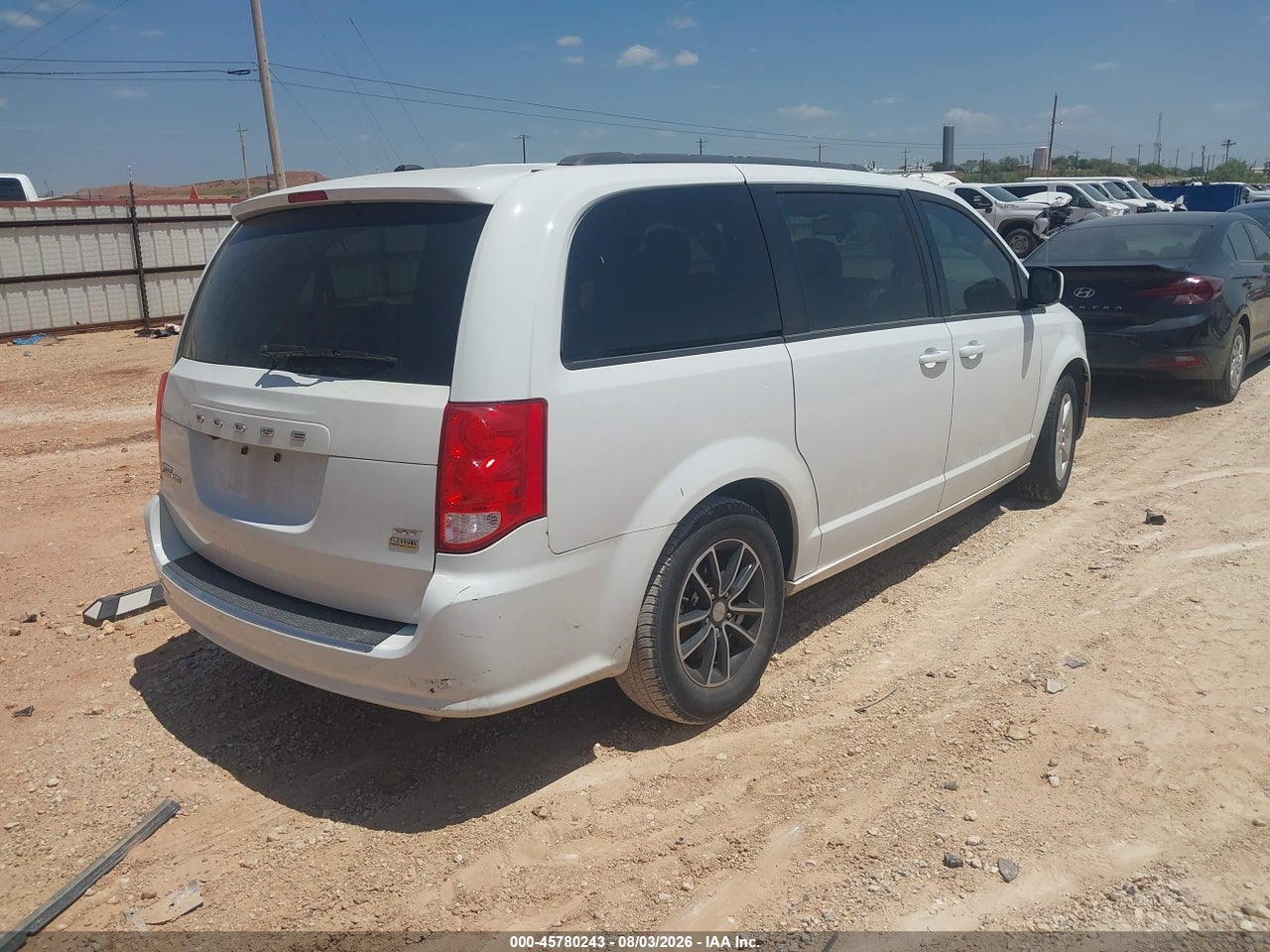 2018 DODGE GRAND CARAVAN GT · 4/11