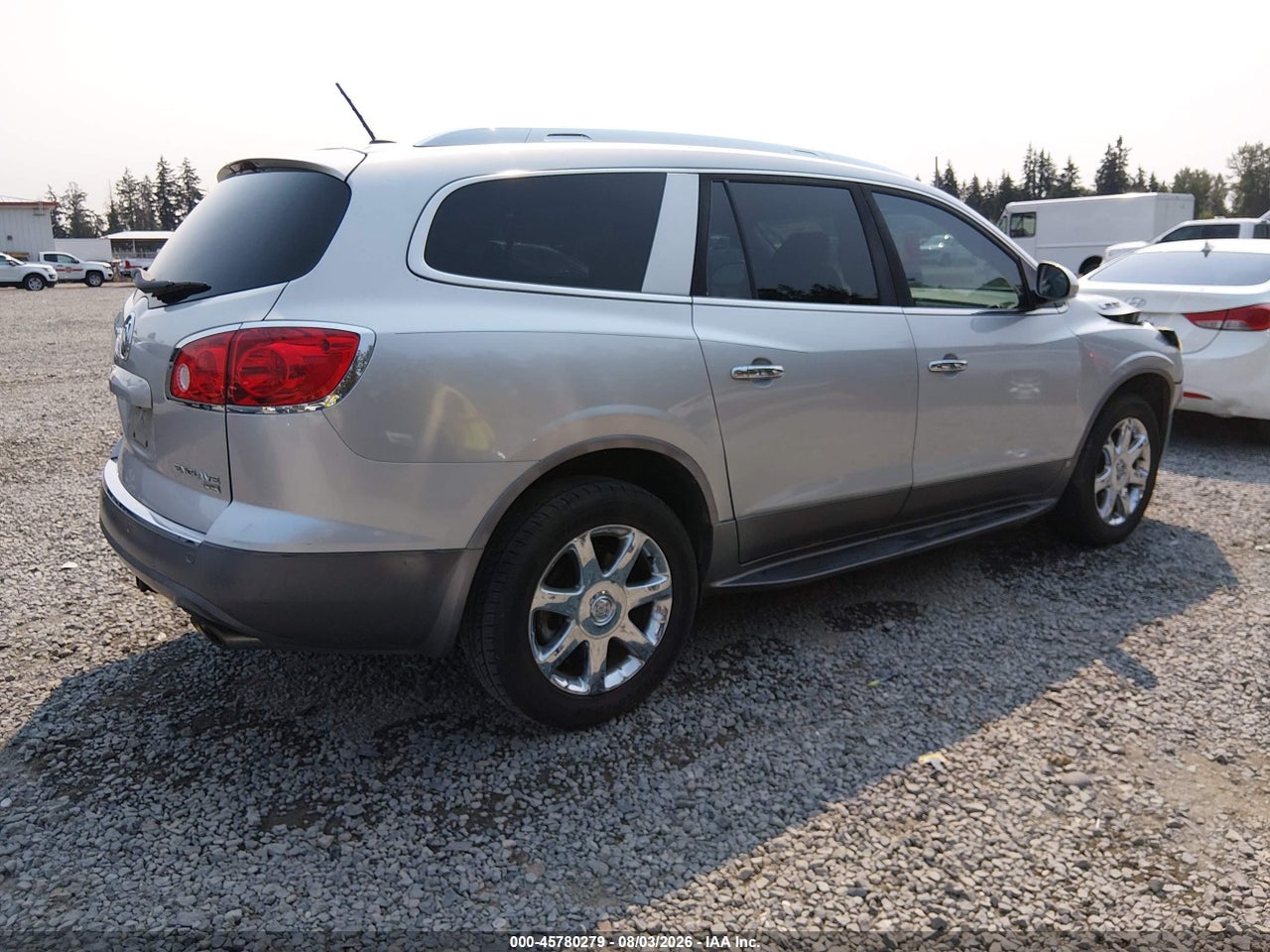 2010 BUICK ENCLAVE 2XL · 4/11
