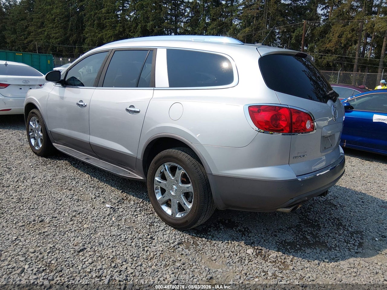2010 BUICK ENCLAVE 2XL · 3/11