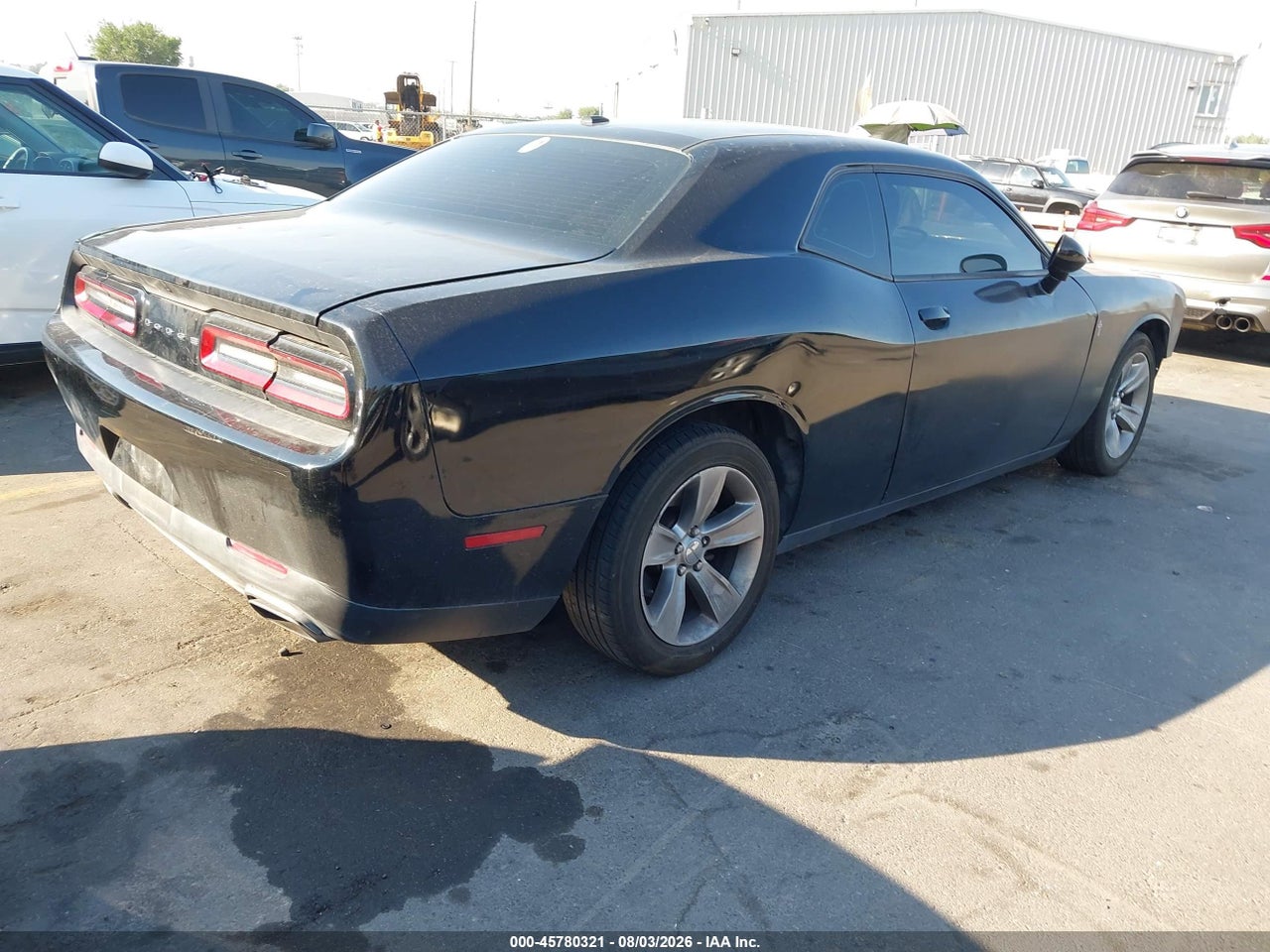 2017 DODGE CHALLENGER SXT · 4/11