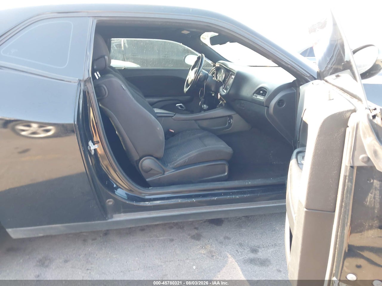 2017 DODGE CHALLENGER SXT · 5/11