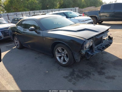 2017 DODGE CHALLENGER SXT