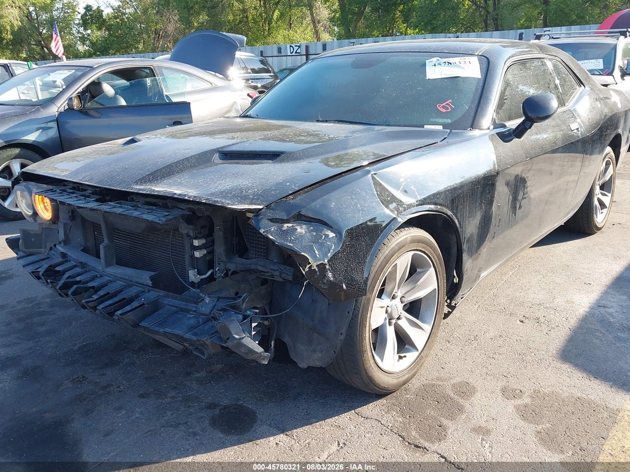 2017 DODGE CHALLENGER SXT · 6/11