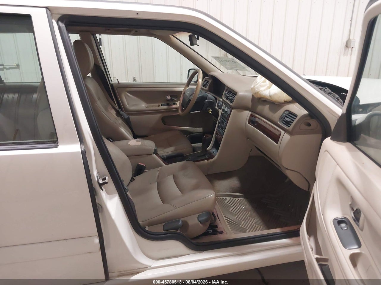 2000 VOLVO S70 SE · 5/11