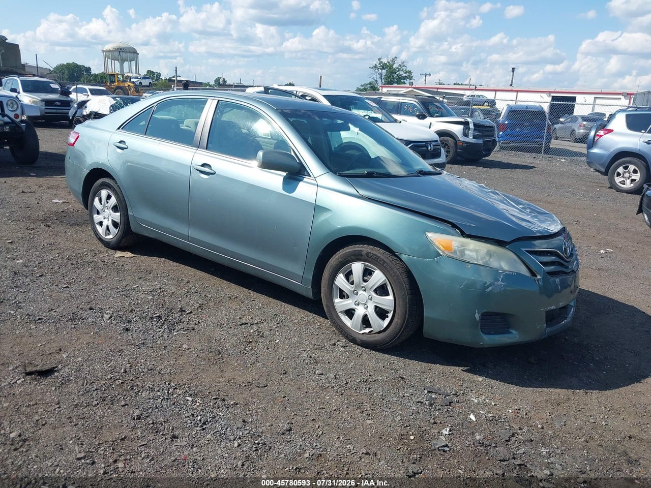 4T1BF3EK5AU****** · 2010 TOYOTA CAMRY LE