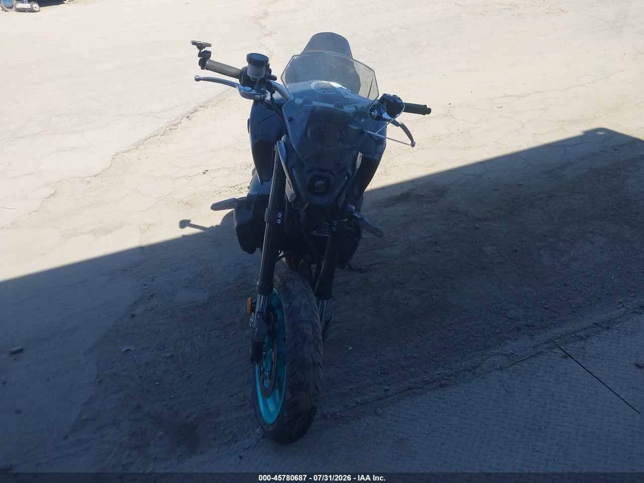 2023 YAMAHA MT09 C · 5/11