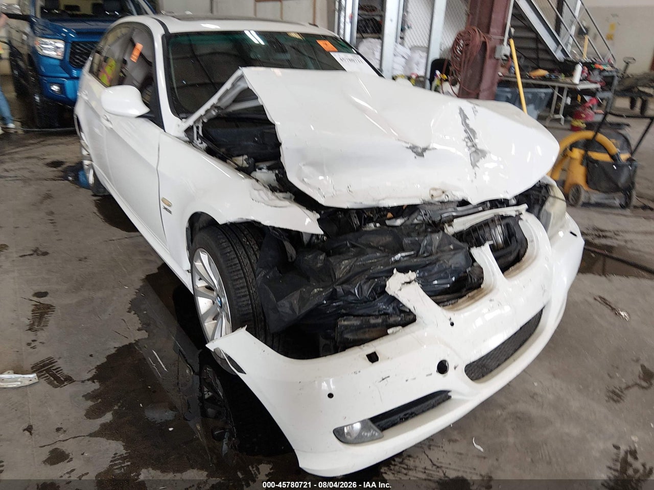 2011 BMW 328I XDRIVE · 6/11
