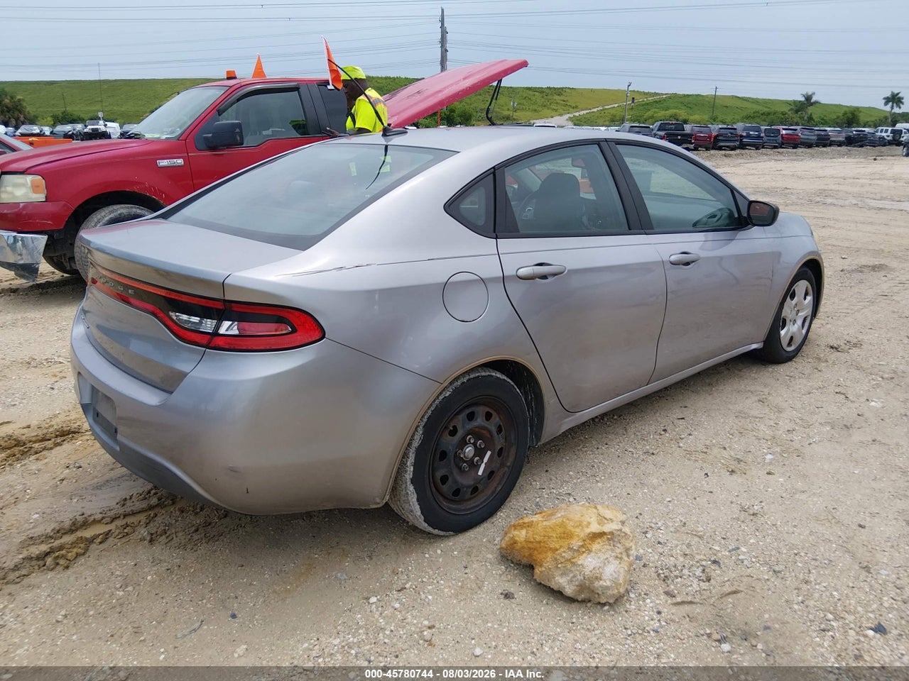 2016 DODGE DART SE · 4/11